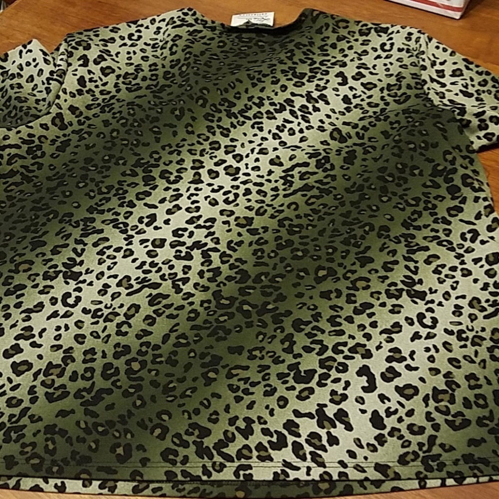 👸👕 Kathie Lee Collection Top - Picture 5 of 6